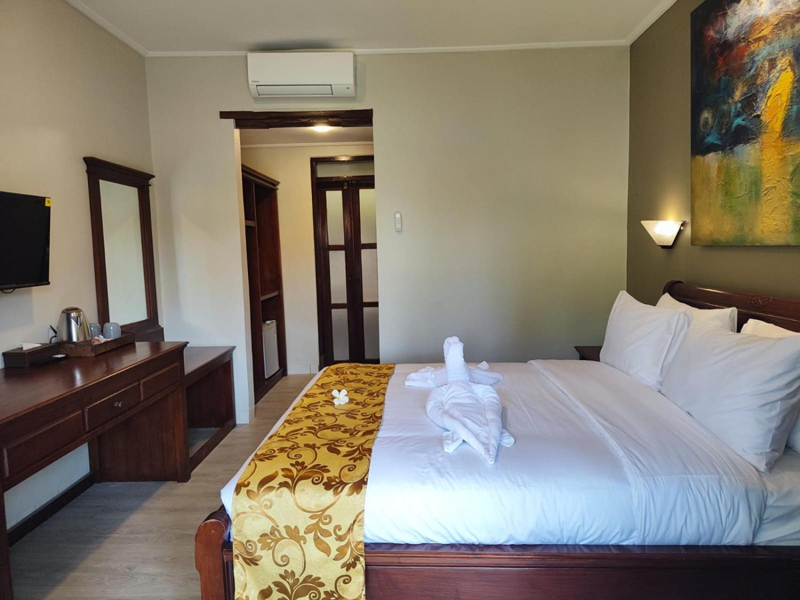 The Central Lovina Hotel & Restaurant Extérieur photo